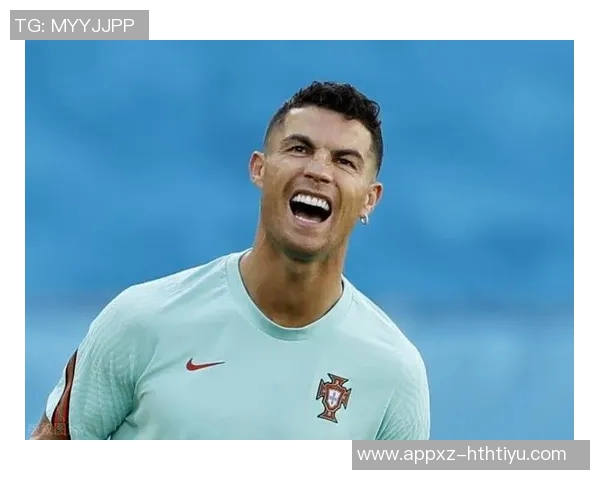 特朗普赠送镀金钥匙给C罗使其成为首位获此荣誉的运动员